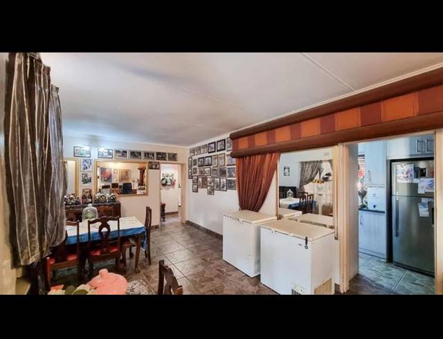 4 BEDROOM HOUSE FOR SALE IN AERORAND